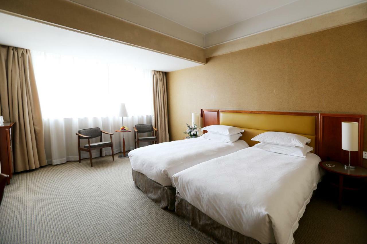 Rosedale Hotel Shenyang Exterior photo